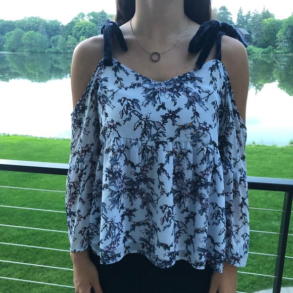 LOFT Tops - LOFT Blue Floral Velvet Cold Shoulder Top